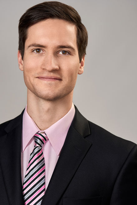 Business headshot for contract and entertainment lawyer